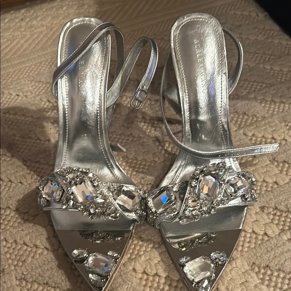 Elegant Silver Strappy Heels with Crystal Embellishments - Picture 1 of 4